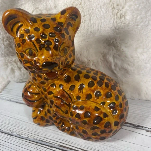 Vintage Molded Glazed Ceramic Baby Leopard Cheetah Cub 8”Animal Figurine Statue - Picture 15 of 15
